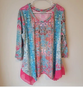 Womens Tunic Top Size Large L 3/4 Sleeve Shark Bite Hem - Picture 1 of 4