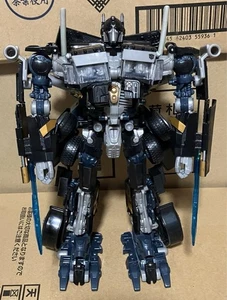 Transformers Optimus PrimeBlack Limited Revenge Leader - Picture 1 of 1