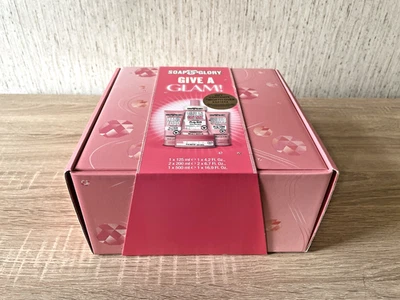 Brand New Genuine Soap & Glory Give a Glam! 4 Piece Gift Set Worth £32
