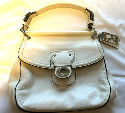 Bolso de cuero blanco COACH 70 aniversario WILLIS 19132 etiquetas colgantes de metal y cuero Foto 1 de 4