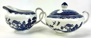 Vintage Johnson Brothers Willow Blue Cream and Sugar Set - Made in England - Picture 1 of 6