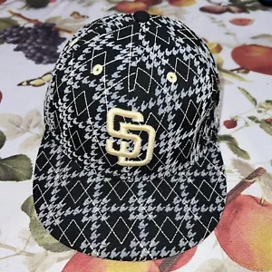 New Era San Diego Padres Baseball Cap Houndstooth Argyle MLB Hat - Size 7-1/8 - Picture 1 of 6