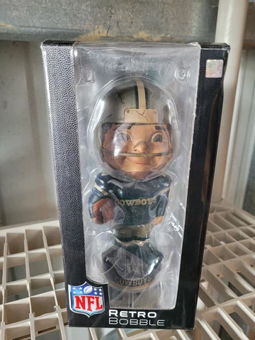 NFL Dallas Cowboys Retro style bobblehead bobble New in box Cover