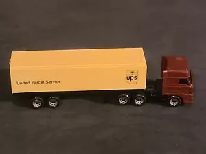 1987 Matchbox DAF3300 Space Cab UPS Tractor Trailer 1:86 Scalen (B) - Picture 1 of 20
