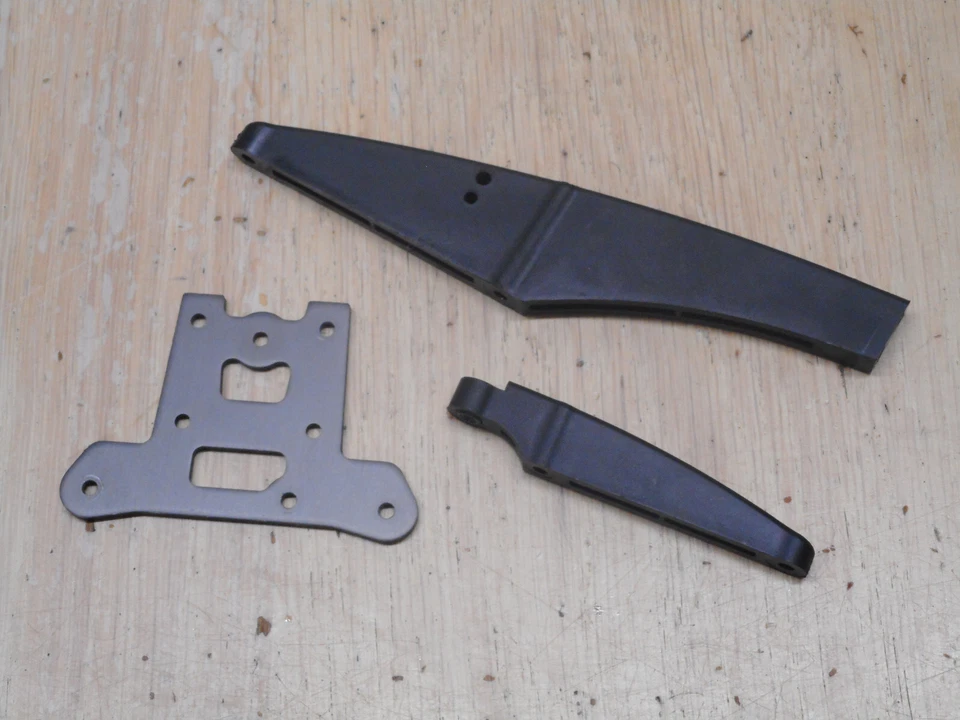 HPI Pulse 4.6 Chassis Brace & Steering Plate set - Image 1 of 1