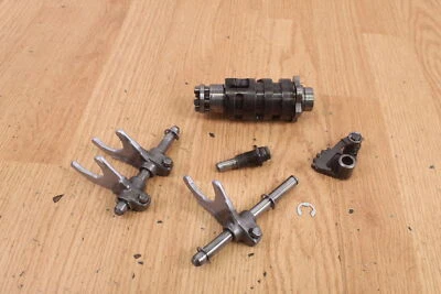 Yamaha YZ250 YZ 250 1976 tambor de cambio y horquillas Foto 1 de 4