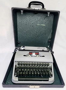 Vintage Olympia SM2 Typewriter  Needs repair or tune up - Picture 1 of 23