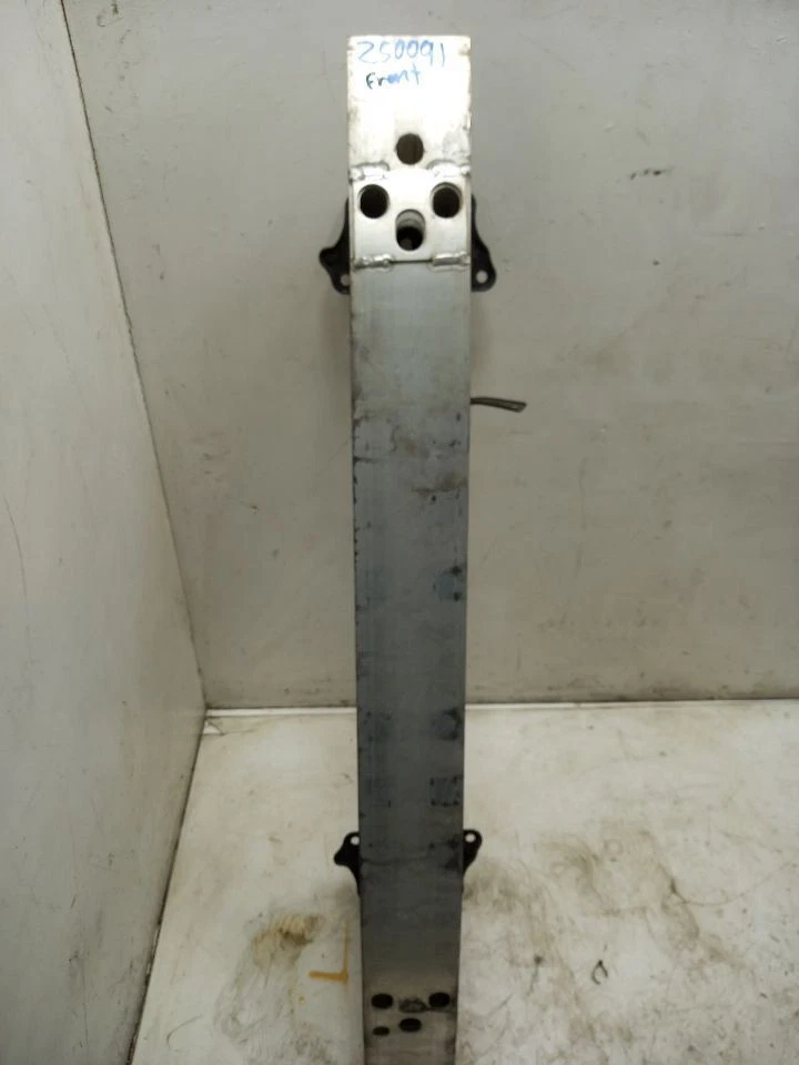 06-15 LEXUS IS350 FRONT BUMPER REINFORCEMENT - Image 1 of 4