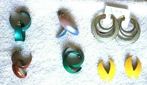 LOT of 6 Pair 1980’s POST EARRINGS**DIFFERENT COLORS PIERCED- - RETRO - FUNKY - Picture 1 of 2