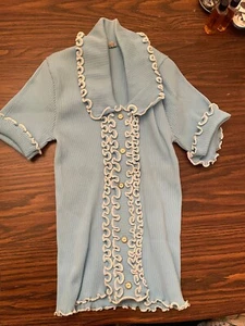 VINTAGE BLUE WITH WHITE TRIM WOMAN'S TOP M - Picture 1 of 1