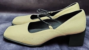 Madeline Stuart Crepe Low Heels Pumps Shoes Size 7.5M Womens Beige Brown - Picture 1 of 7