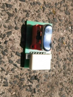 Bentley Arnage 1998 front interior light switch 1198 1149 — 第 1/2 张图片