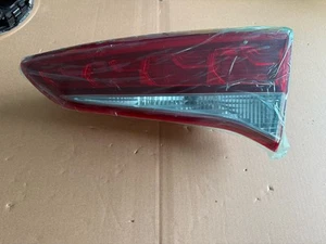 HYUNDAI TUCSON TL MK3 TAIL LIGHT INNER REAR RIGHT DRIVER SIDE 2015 - Picture 1 of 8
