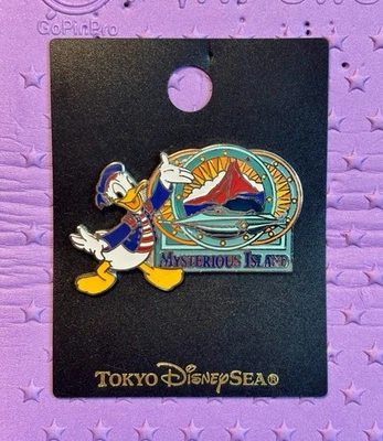 东京迪士尼唐老鸭神秘岛鹦鹉螺迪士尼TDS徽章6154 — 第 1/3 张图片