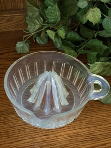 Vintage FRY opalisierend gerippt Glas Zitruspresse Reibahle mit Tab Griff & Ausgießer - Bild 1 von 15