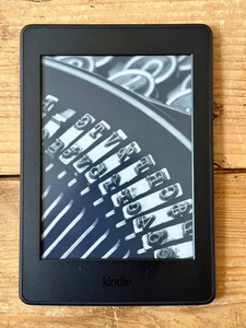📖 Kindle Paperwhite 7th Generation - 4GB - Good Condition ✨ - with ads J20 - Picture 1 of 4
