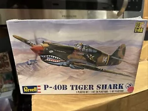 Revell Monogram P-40B Tiger Shark Scale 1:48 Model No 85-5209 Sealed Damaged Box - Picture 1 of 2