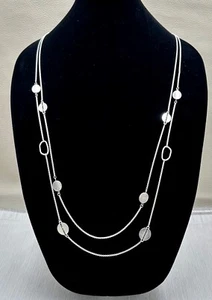 NEU Belk Doppelstrang matt silberfarben lange Kette Halskette lässig Glitzer 18" Tropfen - Bild 1 von 9