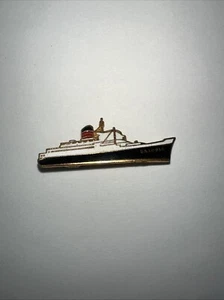 CHOICE 1950s 60s Cunard Line RMS Saxonia / RMS Sylvania Signed Enamel Brooch Pin - Picture 1 of 4