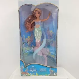 Disney La Sirenetta Ariel Deluxe Bambola con Coda Iridescente Mattel 2023 Nuova - Foto 1 di 4