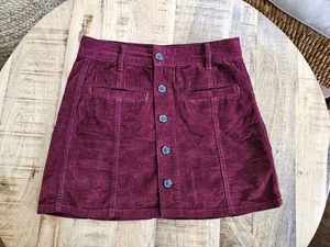 American Eagle hoher Bund A-Linie burgunderrot Cord Minirock 100 % Baumwolle Größe 2 - Bild 1 von 5