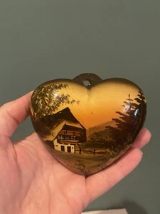 Vintage Schramberg SMF Majolika Puffed Heart Wand Tasche Übertopf Vase Chalet - Bild 1 von 8