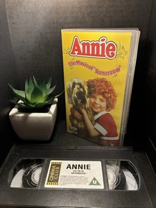 ANNIE VHS - RARE RETRO MOVIE TAPE - Imagen 1 de 4