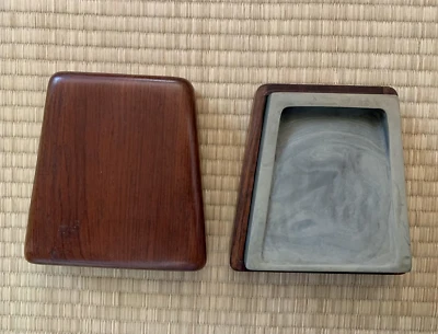 Antigua piedra de tinta Songhua dinastía Qing piedra natural trapezoidal Foto 1 de 4