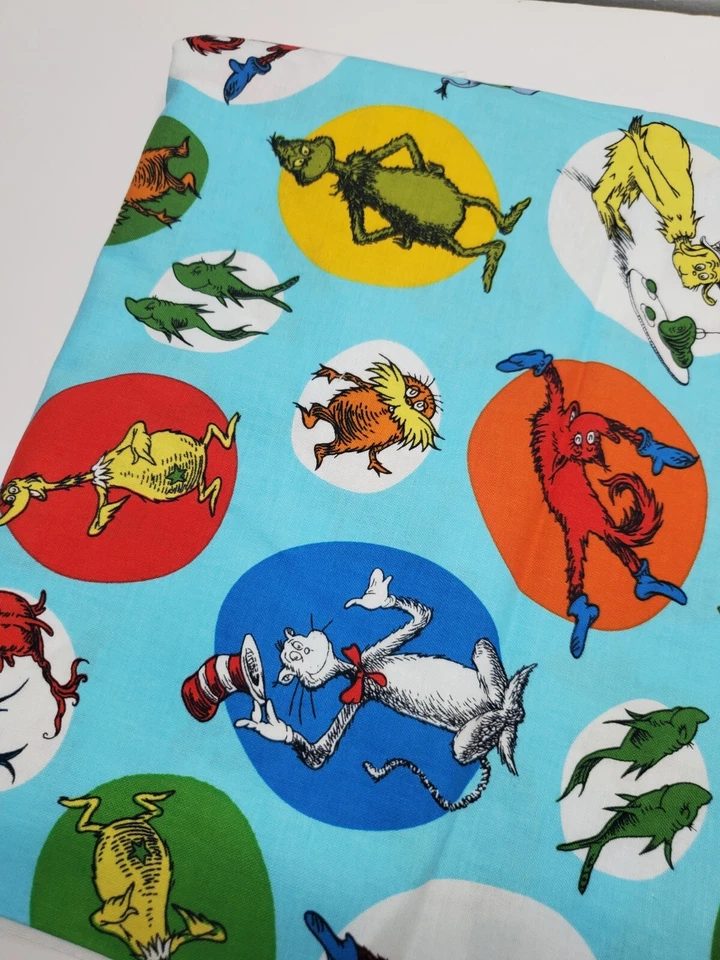 Tecido Dr Seuss Celebrar Círculos Azul Robert Kaufman Colcha Novidade UM JARDA - Imagem 1 de 1