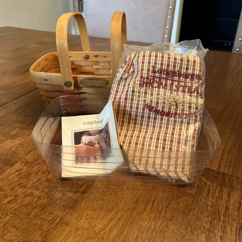 Longaberger Woven Memories Basket 2000 Embroidered Liner & Protector ⭐️⭐️New⭐️⭐️ Cover