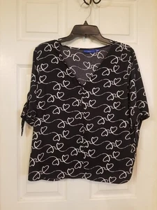Apt 9 Blouse Large Black White Hearts ButtonUp Short Tie Sleeve Lightweight EUC - Picture 1 of 13