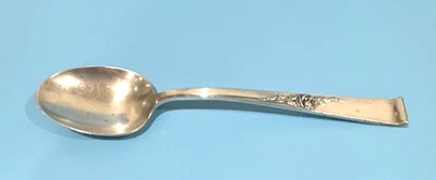 Colher de sopa oval rosa clássica prata esterlina Reed & Barton 48 gramas - Imagem 1 de 4