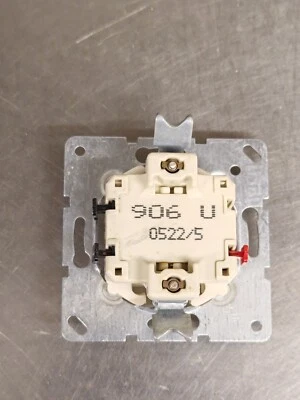 Jung Wechselschalter 906U.5Stck=12€ - Bild 1 von 2