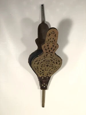 Cheminée Soufflet Vintage Cuir Orné Laiton Affichage Fabriqué En Maroc - Photo 1/4