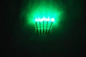 6PK Automatically Bow String Activated Lighted Crossbow Arrow Nocks 5 Colors - Picture 1 of 15