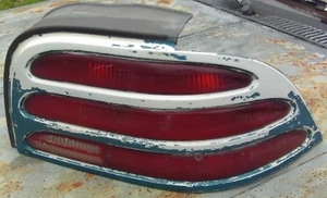 1994 1995 Ford Mustang Right Tail Light Used ( Will Fit 1996 1997 1998 Models ) - Picture 1 of 1