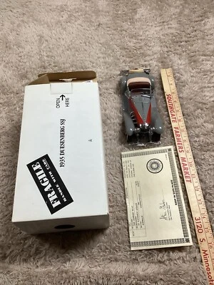 Danbury Mint 1935 Duesenberg SSJ 1:24 Scale Model  - Image 1 of 4