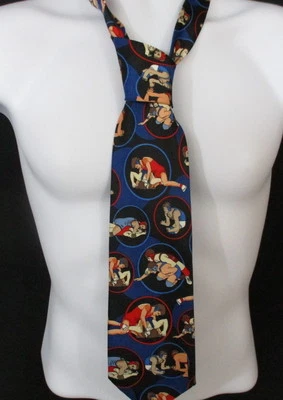 Corbata marca Ralph Marlin, movimientos de lucha libre, 1998, ha sido usada Foto 1 de 4