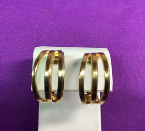 Retro Sarah Coventry Triple Hoop Clip Earrings Gold-tone MCM   E58 - Picture 1 of 7