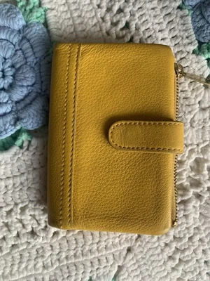 Fossil Coin Cards Leather Wallet Yellow. It has small pen mark. See picture 9. - Image 1 of 4