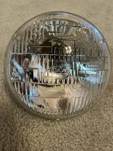 AH SPRITE BUGEYE MGB MGB-GT MG MIDGET ORIGINAL LUCAS HEADLIGHT WORKS AS INTENDED - Picture 1 of 2