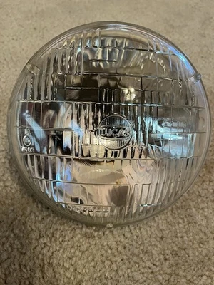 AH SPRITE BUGEYE MGB MGB-GT MG MIDGET ORIGINAL LUCAS HEADLIGHT WORKS AS INTENDED - Image 1 of 2