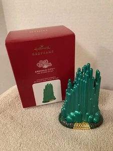 2020 Hallmark The Wizard Of Oz Emerald City Keepsake Metal Ornament NIB - Picture 1 of 9