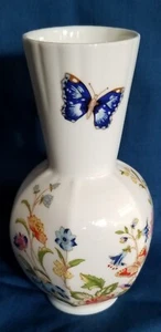 Jarrón hexagonal Aynsley Cottage Garden de 5 1/4 pulgadas porcelana de hueso inglés EXCELENTE - Imagen 1 de 7