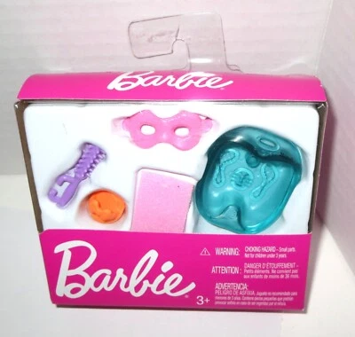 Barbie SPA Juego de Accesorios *NUEVO* Baño de Pies Máscara de Ojos Cepillo 5 piezas Mattel Foto 1 de 4