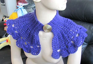 Kragen Schal Handarbeit gehäkelt Acryl blau Capelet Neck Wormer neues Muster - Bild 1 von 9