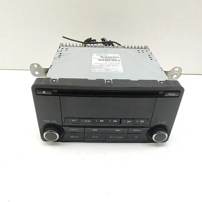 MITSUBISHI OUTLANDER MK3 GF Musikradio CD-Player Haupteinheit 8701A689 2017 - Bild 1 von 4
