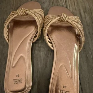 Sandalias para mujer Zara doradas 7,5 - Imagen 1 de 8