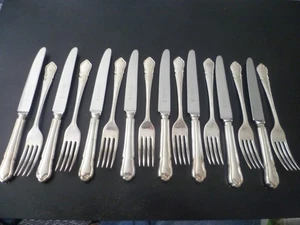 16 Piece Set of 'Cooper Ludlam' 'Dubarry' Silver Plated Luncheon Knives & Forks - Picture 1 of 11