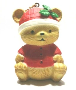 De colección 1983 Enesco Porcelana Navidad Sentado Oso de Peluche Papá Noel Sombrero Adorno - Imagen 1 de 7